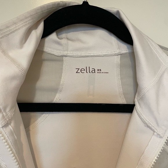 Never worn White Zella Zipup - Picture 2 of 4